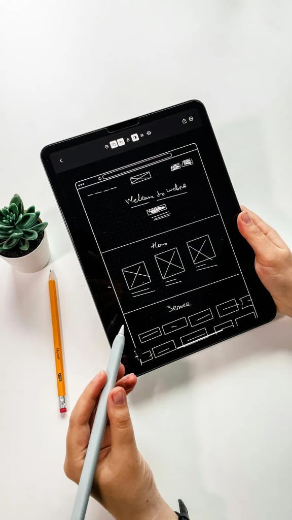 UI/UX Design — AeroCode Solutions